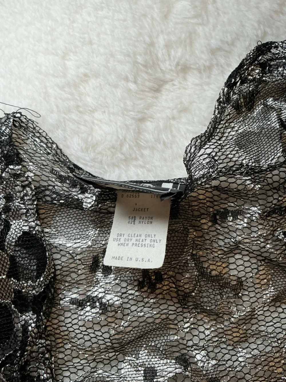 Silver Lace Cropped Bolero Shrug - Picture 6 of 10